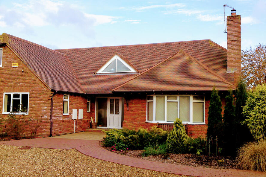 FOUR SEASONS, CROW LANE